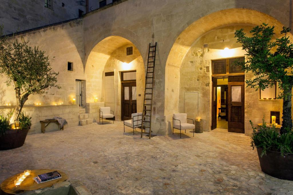 Find Your Perfect Stay in Matera